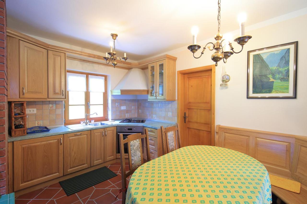 Zadnjica Holiday House Soca Luaran gambar